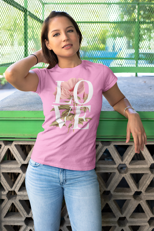 Love Unisex t-shirt